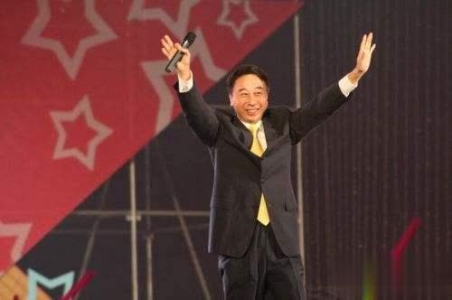 金御网 冯巩为什么不说相声了？